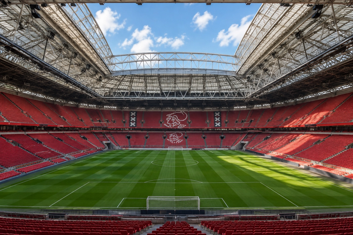 Johan Cruyff Arena Vodič: Pokretni Krov, Hibridna Trava i Dom Ajaksa
